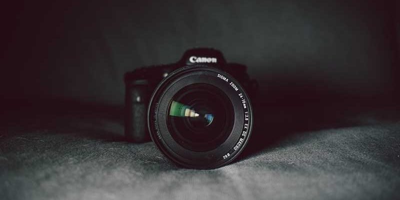 Zelf een losse rubberen ring op cameralens repareren